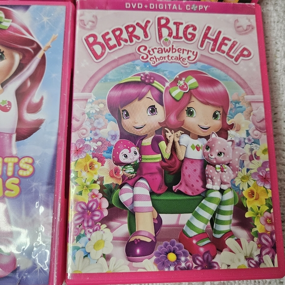 Strawberry Shortcake DVD Lot of 4 - Picture 3 of 10